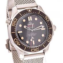 Thumbnail von Omega Seamaster Diver 300 M 007 Titanium James Bond – 210.90.42.20.01.001 – NEW 07/2025 Full Set