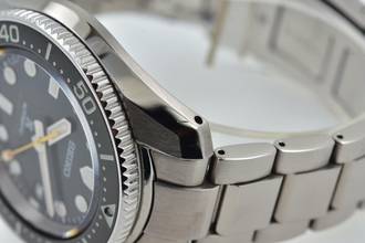 Thumbnail von Seiko Prospex SEA 140th Anniversary Limited Edition Green SPB207J1 </h1>