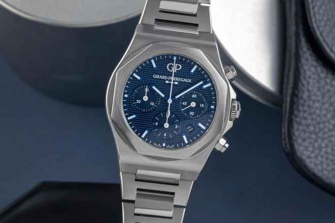  Girard Perregaux Laureato Chronograph Automatik 81020-11-431-11A B&P  