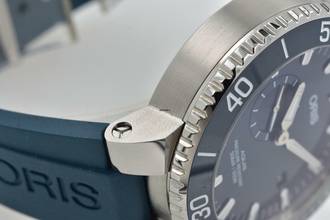 Thumbnail von Oris Aquis Small Second 01 743 7733 4155 45.5mm </h1>