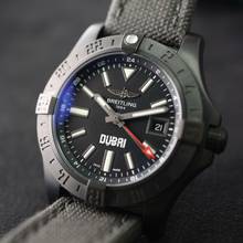 Thumbnail von Breitling Avenger II GMT Dubai Limited Edition </h1>