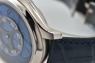 Thumbnail von H.Moser & Cie. Endeavour Flying Hours Funky Blue 1806-0200 Limited Edition 60pcs 18k White Gold </h1>