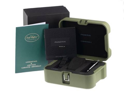  Panerai Submersible Marina Militare Carbotech Ref.PAM00979 2025 Full Set Ungetragen 