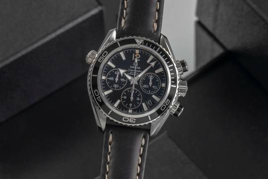  Omega Seamaster Planet Ocean Chronograph Stahl Automatik Ref. 222.32.38.50.01.001 B&P 