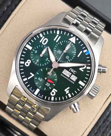  IWC Fliegeruhr Chronograph Pilot's Chronograph 41 MM IW388104 Green Dial Unworn/New Condition Full Set 6-2025 