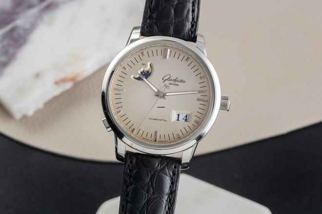  Glashütte Original Senator Panoramadatum Mondphase Ref. 100-04-13-02-04  