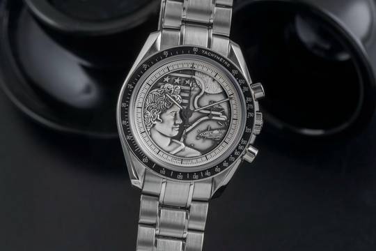 Omega Speedmaster Professional Moonwatch Apollo XVII Chronograph Ref. 311.30.42.30.99.002  