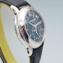 Thumbnail von Patek Philippe Annual Calendar 5205G-013 WG18k/750 Box+Papiere