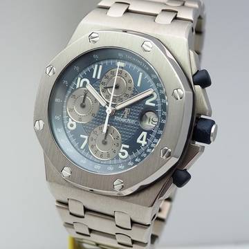  Audemars Piguet Royal Oak Offshore Chronograph The Beast Titanium 25721TI Box + AP Extract + Service History 