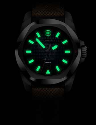  Victorinox Swiss Army I.N.O.X. 242018.1 Herrenuhr I.N.O.X. Automatik 41mm 20ATM 