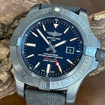  Breitling Avenger Blackbird Avenger Blackbird 48 - FULLSET 2019 LC00 - Titan DLC - Ref. V1731010  