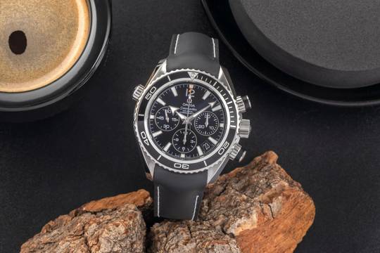  Omega Seamaster Planet Ocean Chronograph Stahl Automatik Ref 222.32.38.50.01.001  