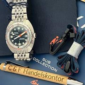 Doxa Sub 840.10.101.10 Sub 300t Sharkhunter NEU Box und Papieren Full-Set-Garantiebeginn ab Kauf !