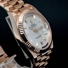 Thumbnail von Rolex Day-Date 40 Rosé 40 Perlmutt Baguette Diamond Dial – 228235 – like NEW – 2025 Full Set