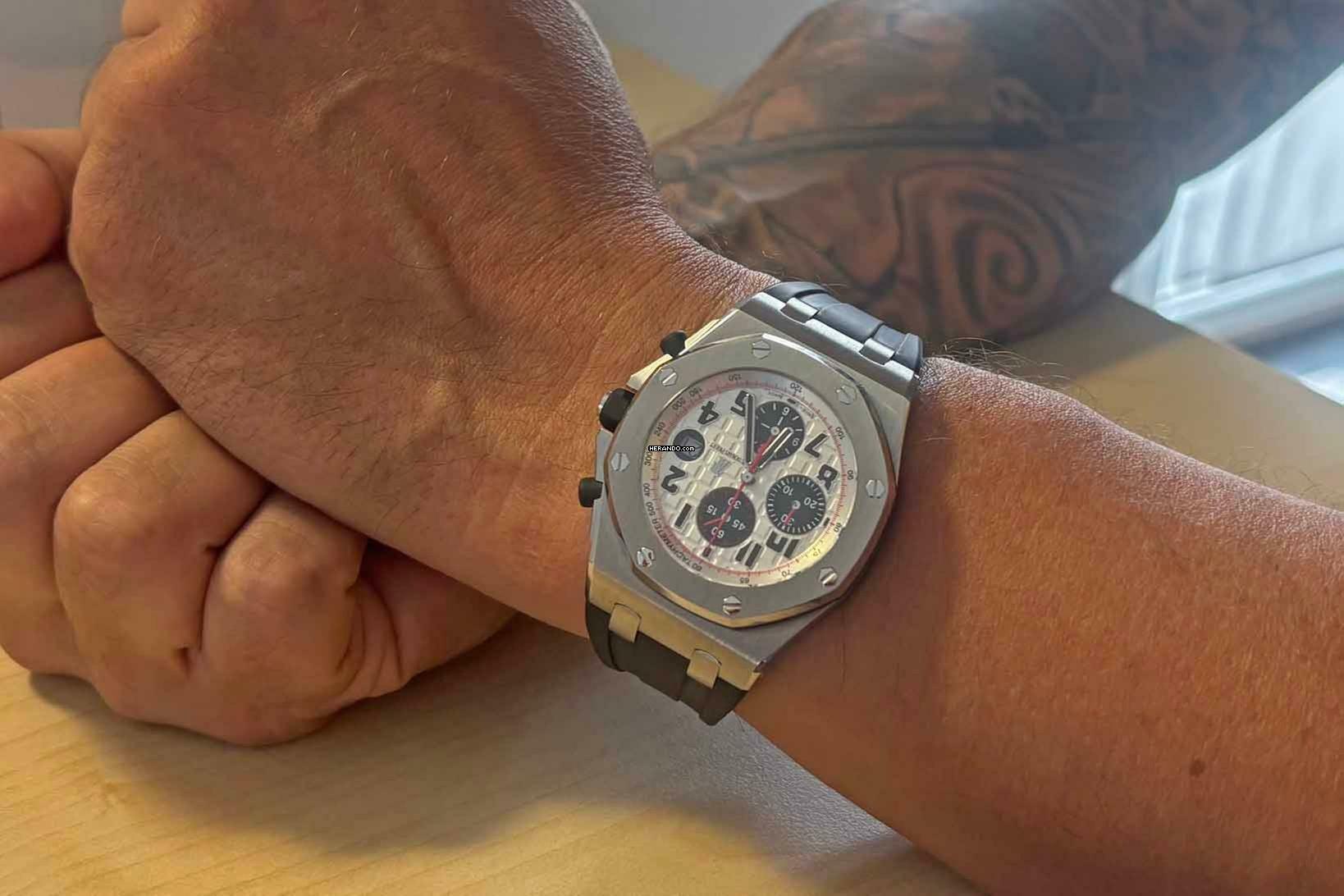 Audemars Piguet Royal Oak Offshore Chronograph Panda 26710ST Fullset mit AP Service in 2023