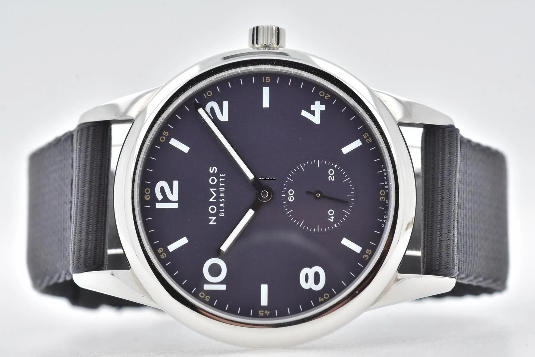 NOMOS Club Automat Navy 175 Limited Edition Blue Dial 753.S2