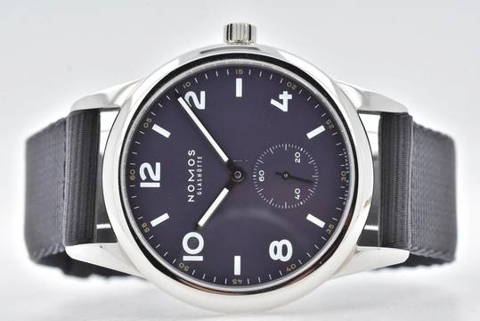  NOMOS Club Automat Navy 175 Limited Edition Blue Dial 753.S2  