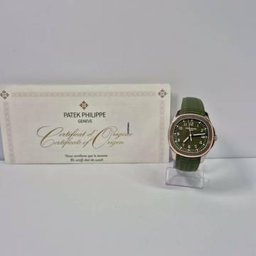  Patek Philippe Aquanaut Ouro Branco Caqui 42mm Automático Completo 