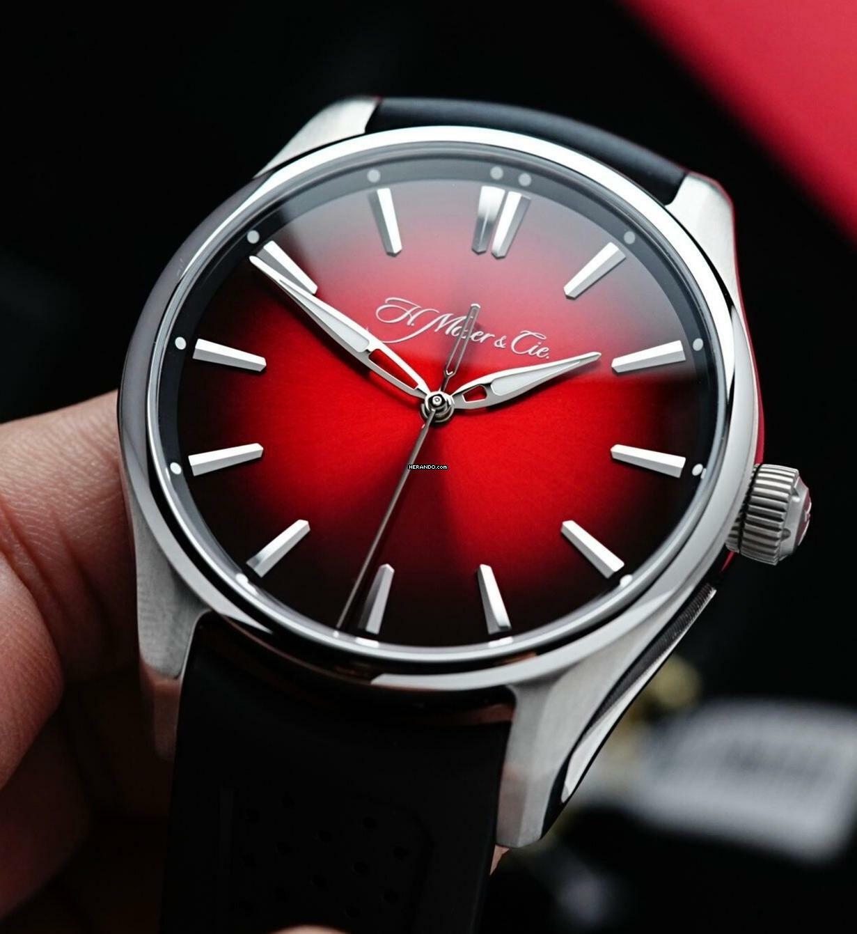 H.Moser & Cie. Pioneer Centre Seconds Swiss Mad Red Full set with box and papers top condition year 2022