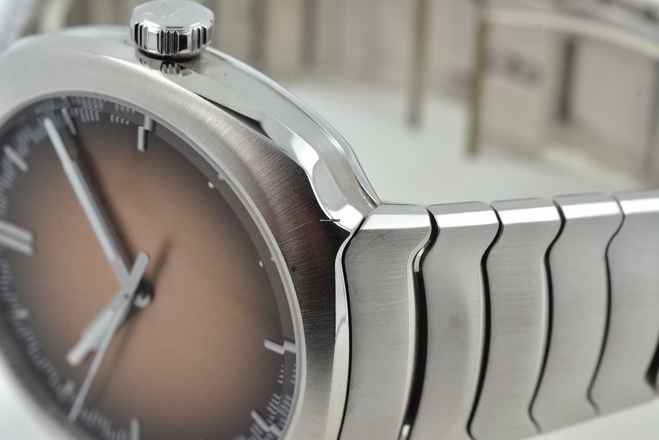  H.Moser & Cie. Streamliner Centre Seconds Smoked Salmon Bracelet 6200-1207  