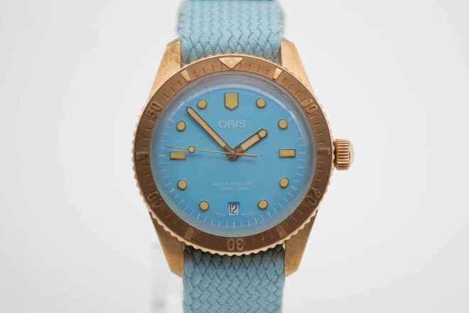  Oris Divers Sixty Five Cotton Candy Blue Tiffany Dial Fullset aus 2025 