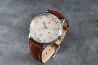 Thumbnail von Alexander Shorokhoff Emotio Uno 2 Varianten creme und weiss limitiert auf 50 Exemplare