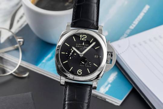  Panerai Luminor 1950 3 Days GMT Power Reserve Automatic Stahl Ref. PAM00537 