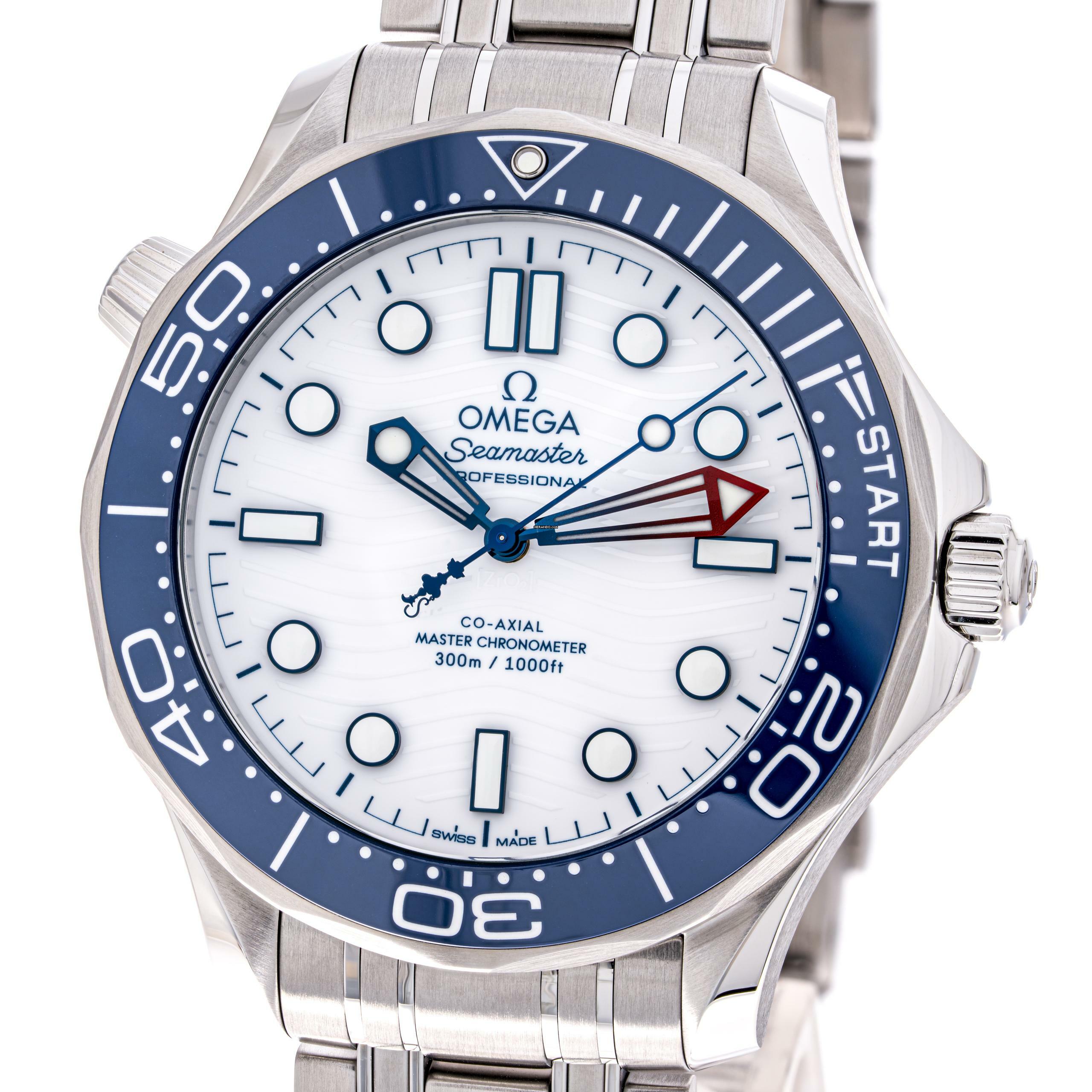 Omega Seamaster Diver 300 M Cup White 42 – 210.30.42.20.04.002 – NEW & Unworn – 08/2025 Full Set