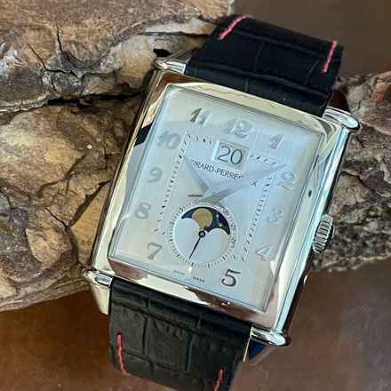  Girard Perregaux Vintage 1945 Vintage 1945 XXL Mondphase - Ref. 25882-11-121-BB6B 