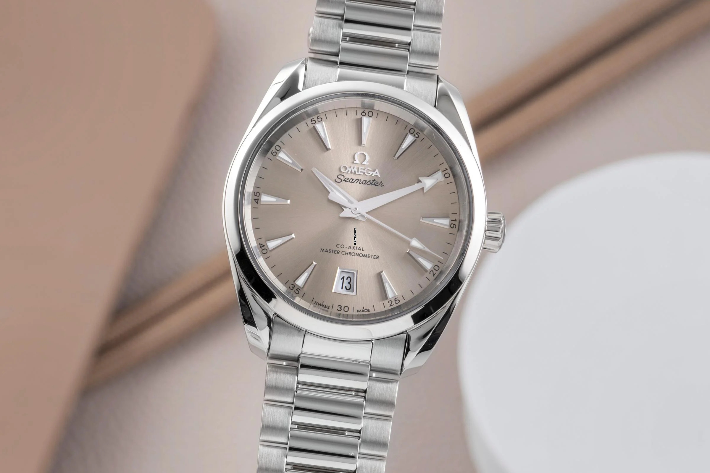 Omega Seamaster Aqua Terra Stahl Automatik Ref. 220.10.38.20.09.001 B&P 2025
