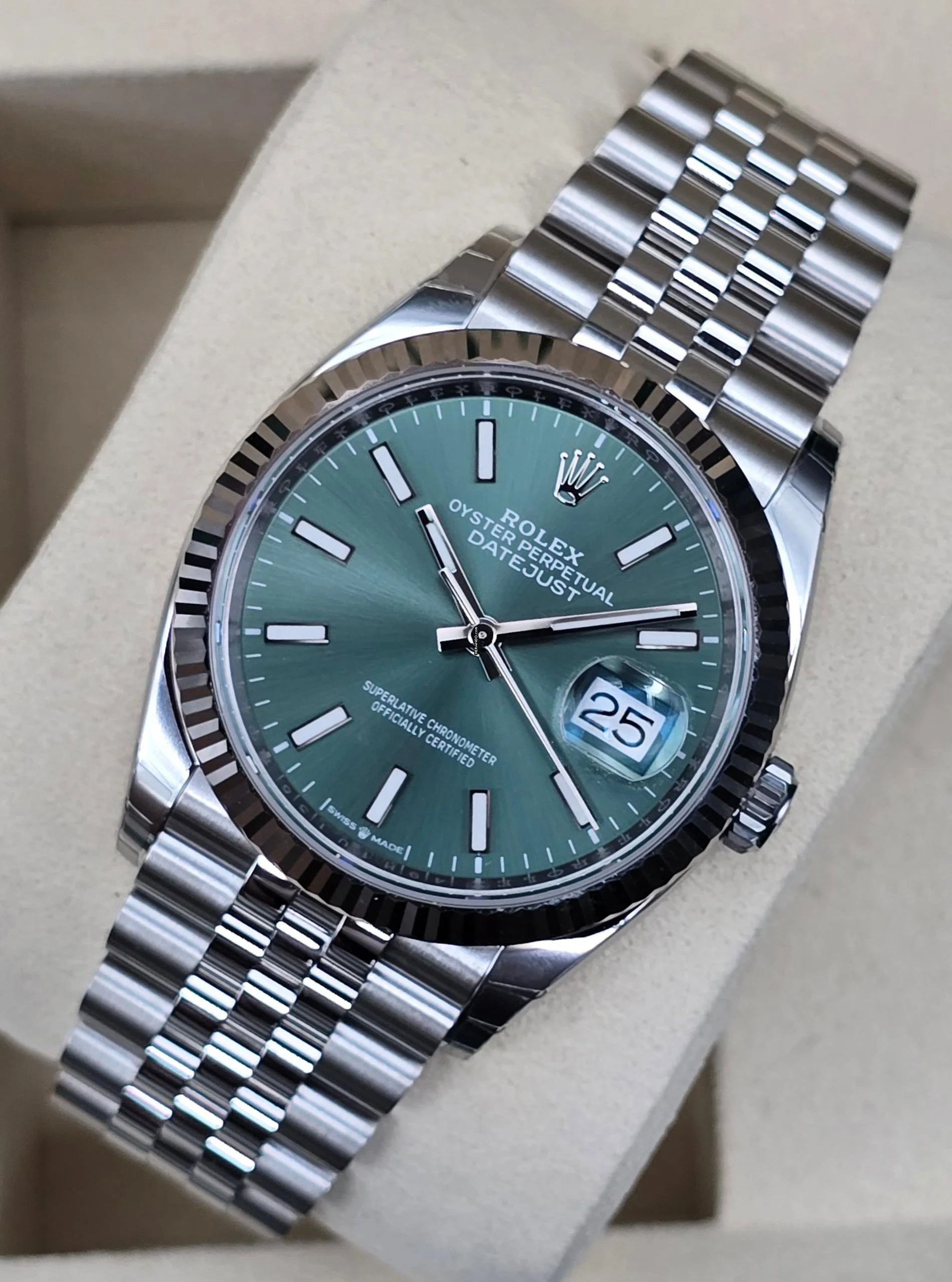 Rolex Datejust 36 36mm 126234 Mint Green - Jubilee Bracelet Full Stickers Unworn/New condition Full Set 9/2025