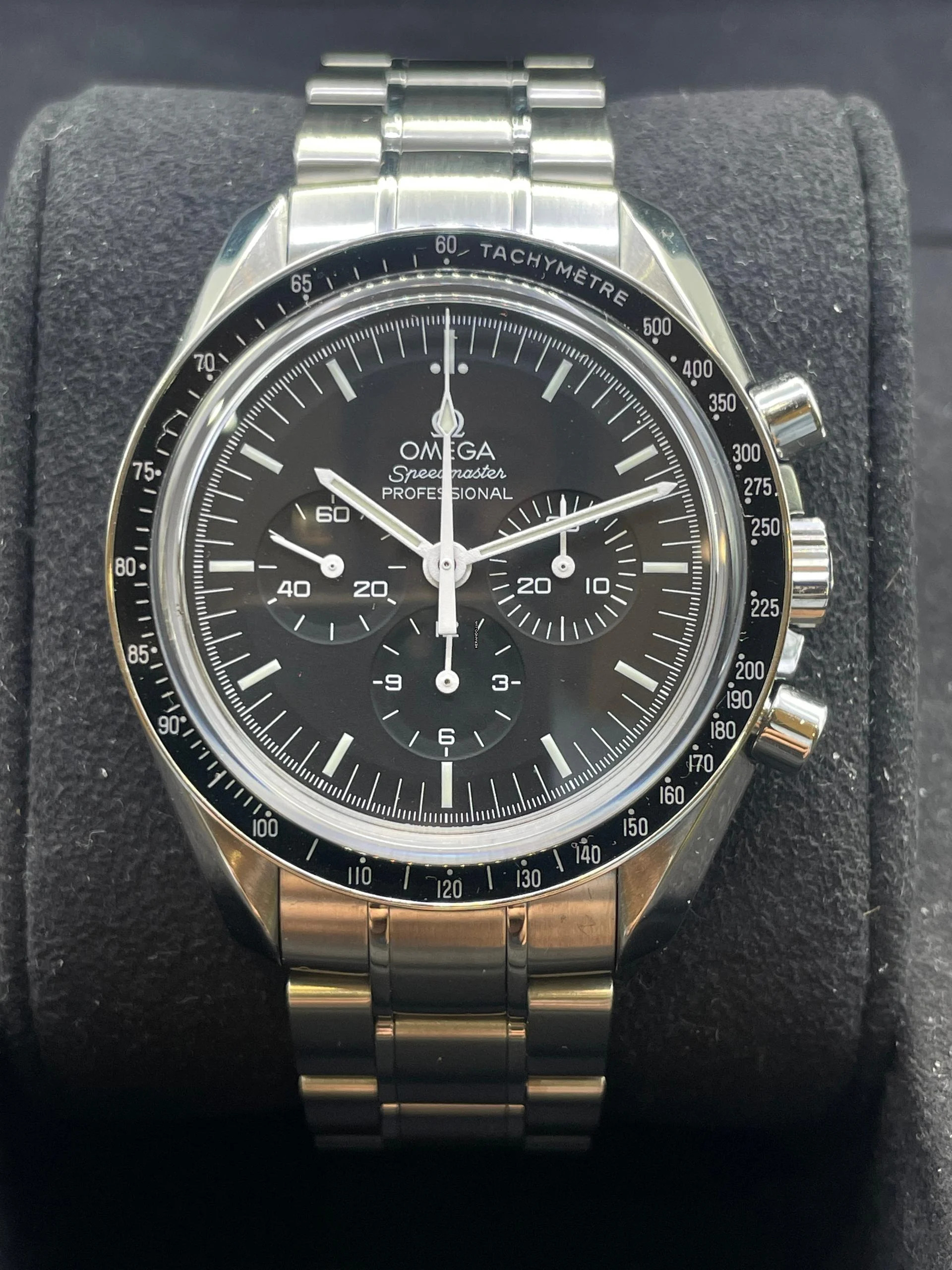 Omega Speedmaster Professional Moonwatch FULL SET WITH BOX AND PAPERS Top Condition SERVICED