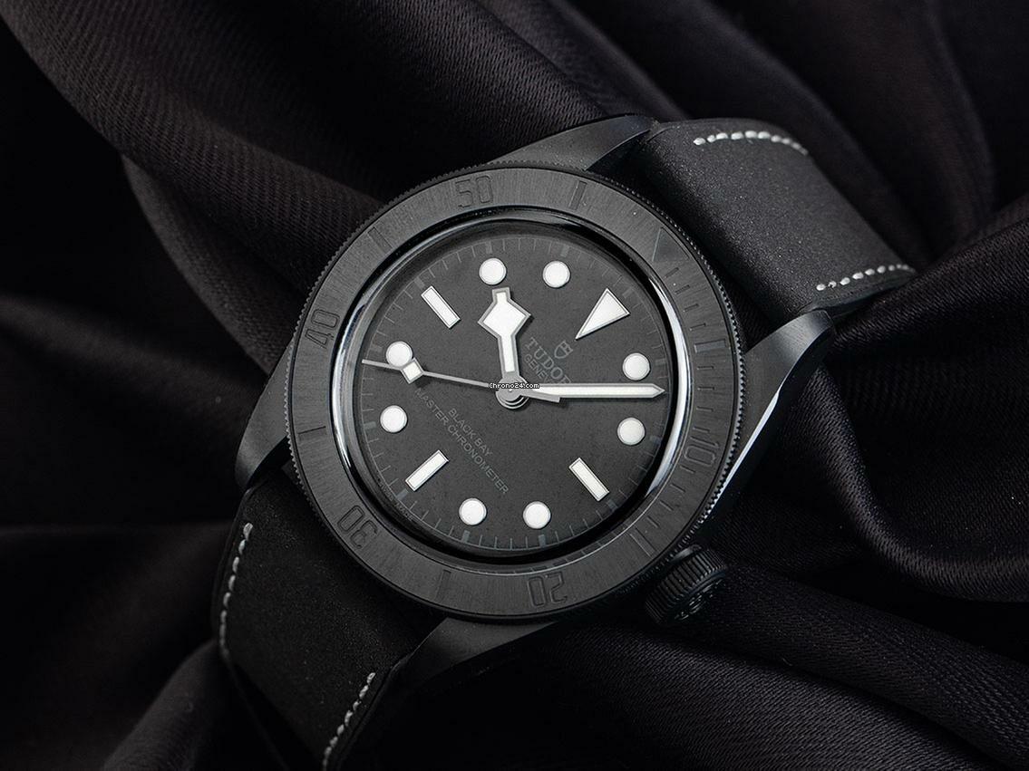 Tudor Black Bay Ceramic Ref.M79210CNU-0001 2025 Full Set Ungetragen