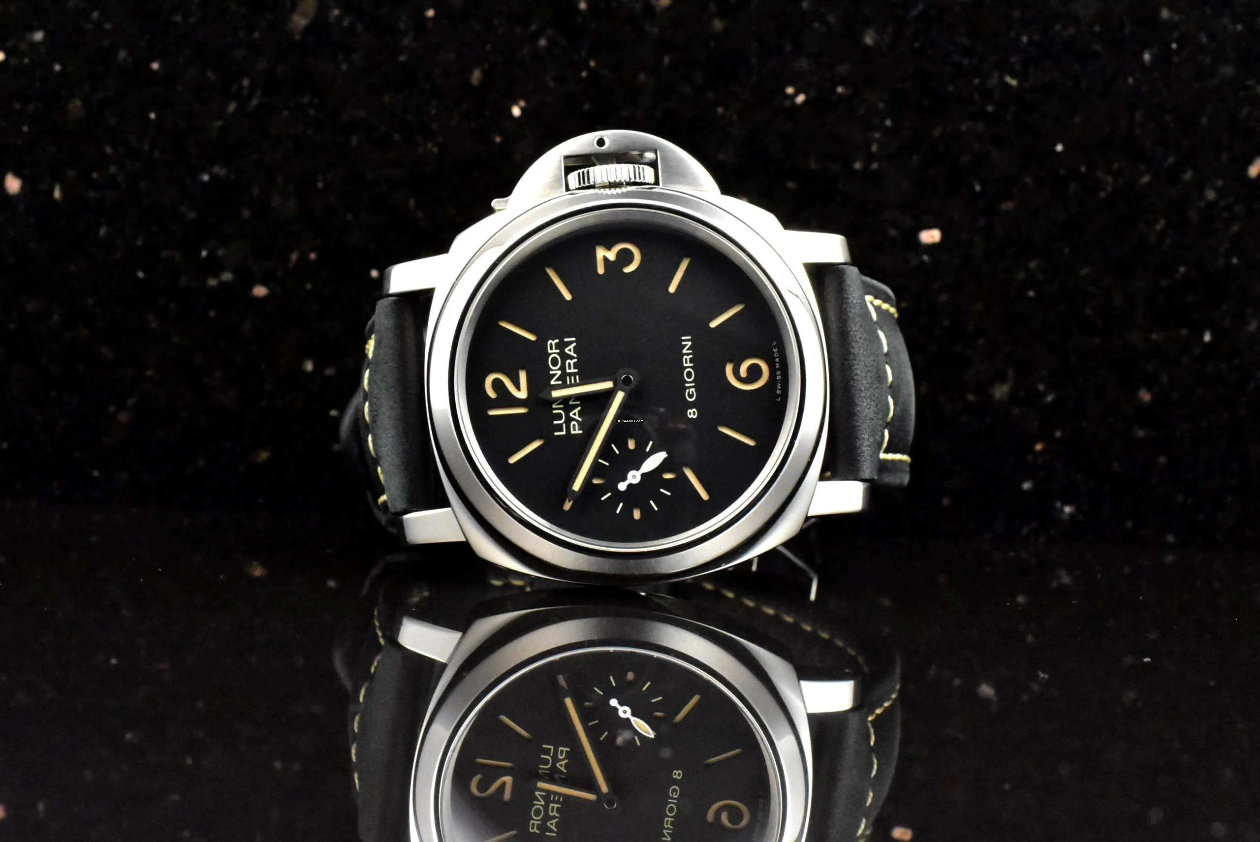 Panerai Luminor Base 8 Days Giorni / 8 Days PAM00915 unpoliert Stahl 44MM - B&P 2020