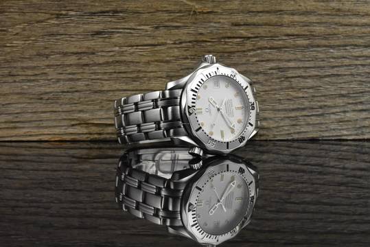  Omega Seamaster Diver 300 M Professional 300m Mid Size Automatic White Wave Tritium Dial Vintage 1986 