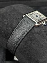 Thumbnail von Cartier Tank Must Cartier 'Small' WSTA0110 Black dial Unworn/New Condition Full Set 8/2025