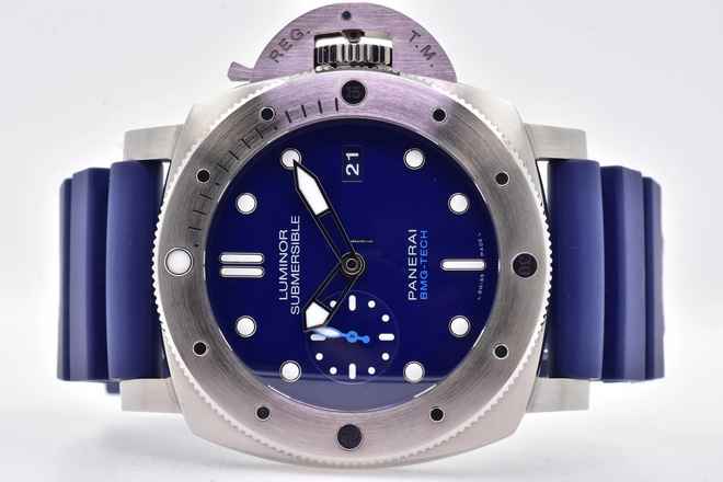  Panerai Submersible BMG-Tech Luminor Submersible BMG-Tech 47mm Titanium PAM 692 Blue Dial 