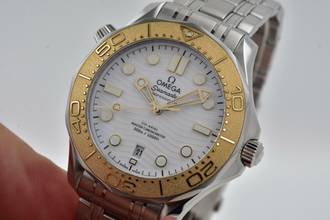 Thumbnail von Omega Seamaster 300 Professional Chronometer Paris 2024 Steel Gold 52221422004001