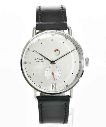  NOMOS Metro Datum Gangreserve Ref. 1101 