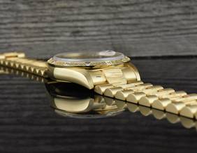 Thumbnail von Rolex Day-Date 36 Army Base / Bark / Borke / Diamond Bezel / String Diamond Dial Box & Zertifikat - Service 2025