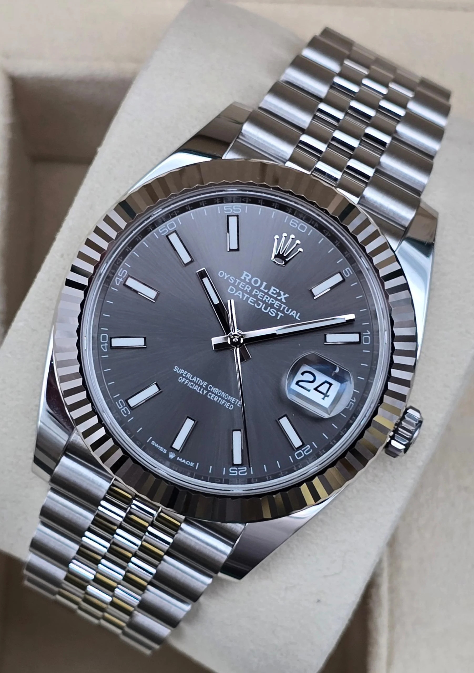 Rolex Datejust 41 41mm 126334 Rhodium dial Jubilee Very Good Full Set 7-2024