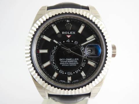  Rolex Sky-Dweller Whitegold all stickers on the watch 