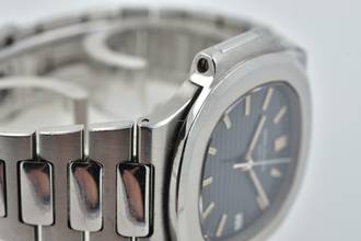 Thumbnail von Patek Philippe Nautilus Blue Dial Stahl Steel 3800 Vintage 1997 Full Set LC100