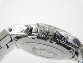 Thumbnail von Vacheron Constantin Overseas Chronograph Automatik Stahl im Top Zustand mit silbernen Blatt