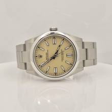 Thumbnail von Rolex Oyster Perpetual Desert Sand 41mm Bege Automático Completo