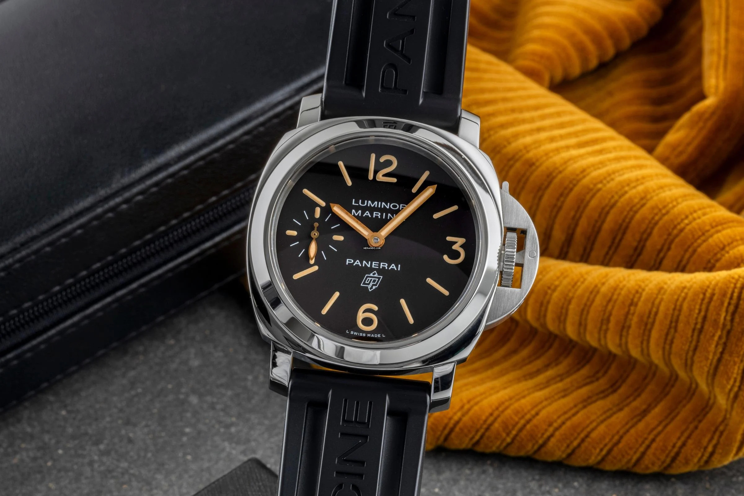 Panerai Luminor Marina Stahl Handaufzug Herrenuhr Ref. PAM00632