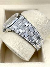 Thumbnail von Audemars Piguet Royal Oak in Whitegold 18Kt. Factory Diamond Dial - in Top Condition After Market Diamonds