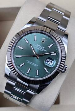  Rolex Datejust 41 41mm 126334 Green Dial Oyster Bracelet Unworn/New Condition Full Set 10-2025 
