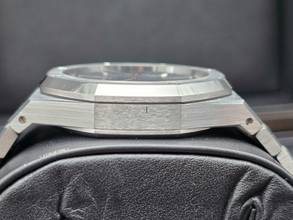 Thumbnail von Audemars Piguet Royal Oak 41mm 15510ST.OO.1320ST.06 Blue Dial Very Good Full Set 2023