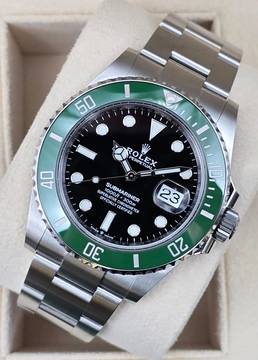  Rolex Submariner Date 126610LV 'Starbucks' Green bezel Like New Condition 11-2023 